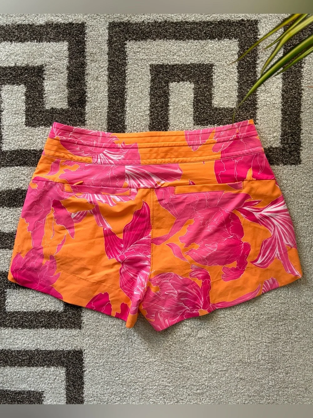 Athleta Hudson Floral Tropical Pocket Pull On Orange Pink Board Swim Shorts Sz S